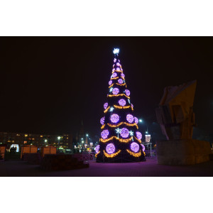 GIANT STANDARD 1770cm Artificial Christmas Tree